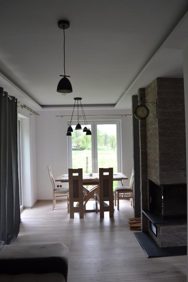 Leniowka Apartment Ponikiew  Luaran gambar
